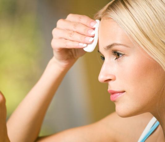 Falten vorbeugen: Mit diesen 25 Tipps beugen Sie der Hautalterung vor