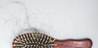 Kieselerde gegen Haarausfall: Wie Kieselerde die Haare stärkt