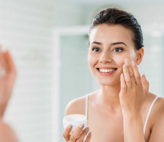 Retinol Creme Test 2019: Die besten Cremes mit Retinol im Vergleich