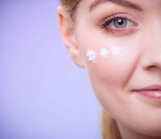 Feuchtigkeitscreme Test 2022: Die besten Feuchtigkeitscremes im Vergleich