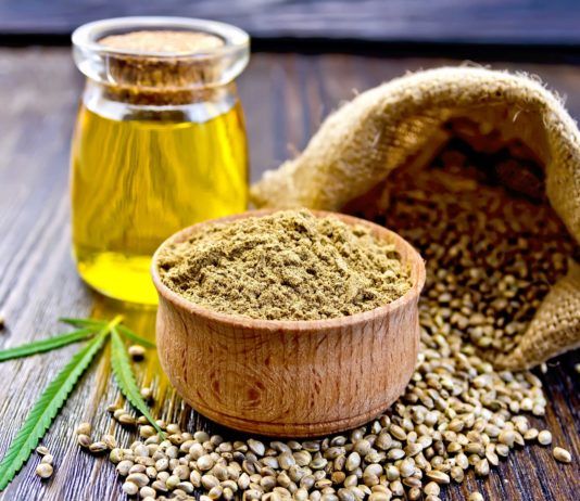 Hanföl für die Haare: Wirkt gegen Haarausfall, kräftigt und pflegt das Haar