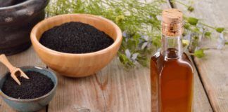 Schwarzkümmelöl für die Haare: Anwendung gegen Haarausfall und zur Haarpflege