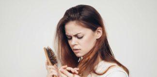 Zu welchem Arzt bei Haarausfall: Hautarzt, Endokrinologe oder Gynäkologe? – Wann man bei Haarausfall zum Arzt sollte