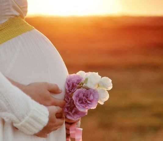 Folsäure bei Kinderwunsch: So wichtig ist Folsäure für die Fruchtbarkeit von Frauen und Männern