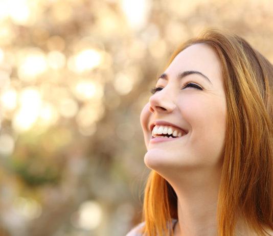 Nasenfalten: Welche Ursachen haben Bunny Lines und wie können wir sie bekämpfen?